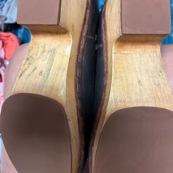 Frye boots - Picture 3 of 5